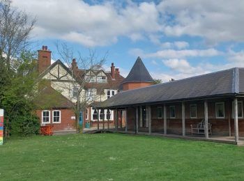 outside-broadlands-bank outside-broadlands-bank